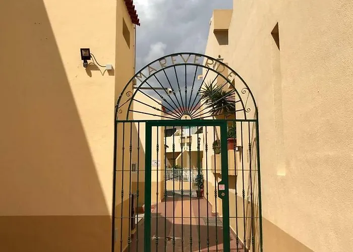 Апартаменты Mareverde, Costa Adeje, Pool View Terrace Адехе